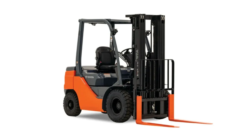 Toyota 8FGU30 Warehouse Forklift, 6000LB, 4-Stage, Propane.webp